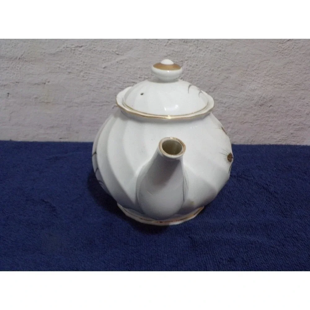 Lefton China Hand Painted & 24K Gold Teapot Salad Plt Cream & Sugar Ashtrays Set